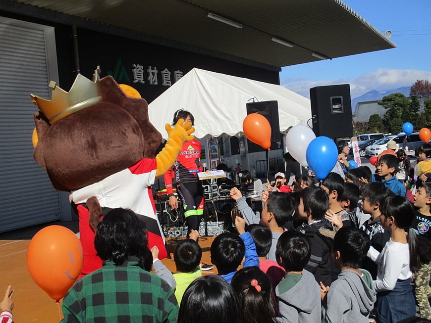 盛り上がった、ライトくんとのじゃんけん大会！